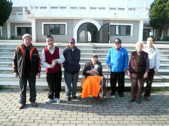 大同之家老人一行　4月16日戶外活動相片  照片