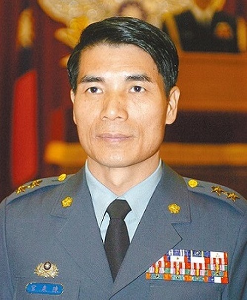 北竿鄉親陳泉官中將接任陸軍副司令