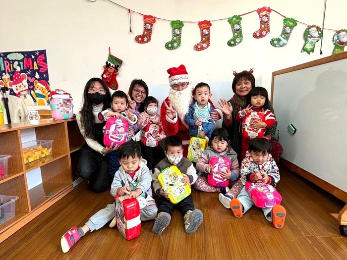 幼兒園歲末感恩校內快閃+聖誕進園了！  照片