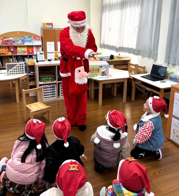 幼兒園歲末感恩校內快閃+聖誕進園了！  照片